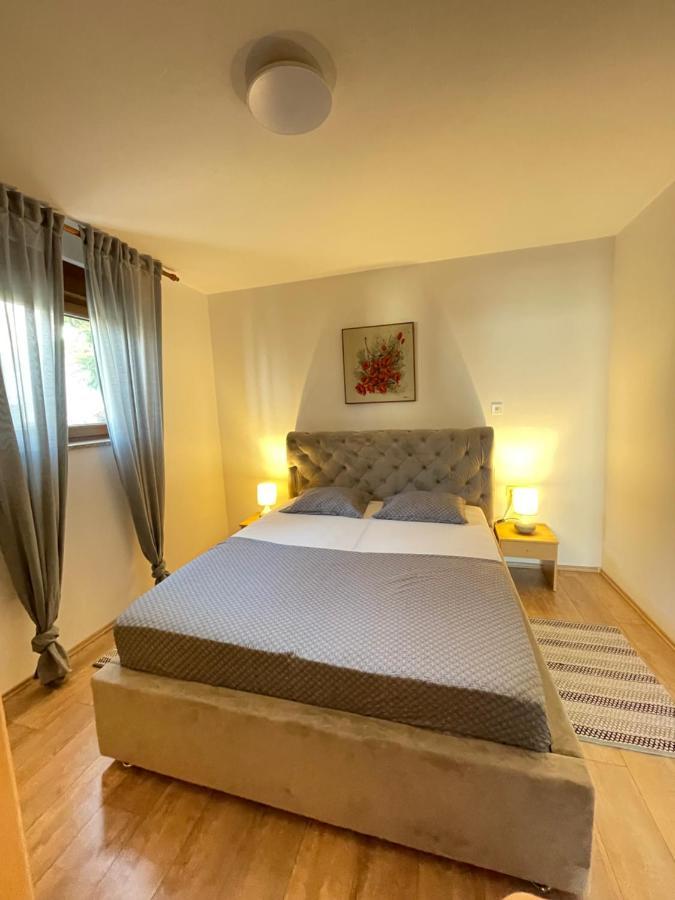 Apartmani Suzana Кленовица Екстериор снимка